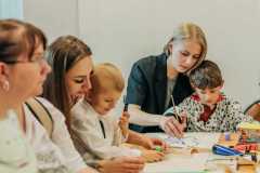 Wspolna-praca-dzieci-i-rodzicow.