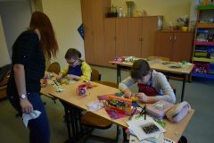 5.-kl.-1-2ls-robi-ozdoby-swiateczne