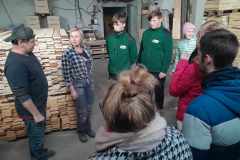 wycieczka-do-zakladu-obrobki-drewna-2